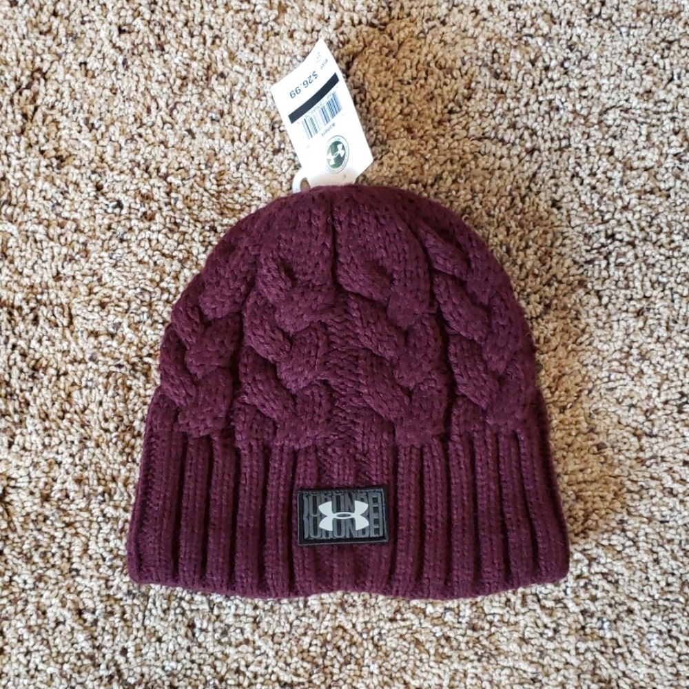 Under Armour Women's cable knit winter hat